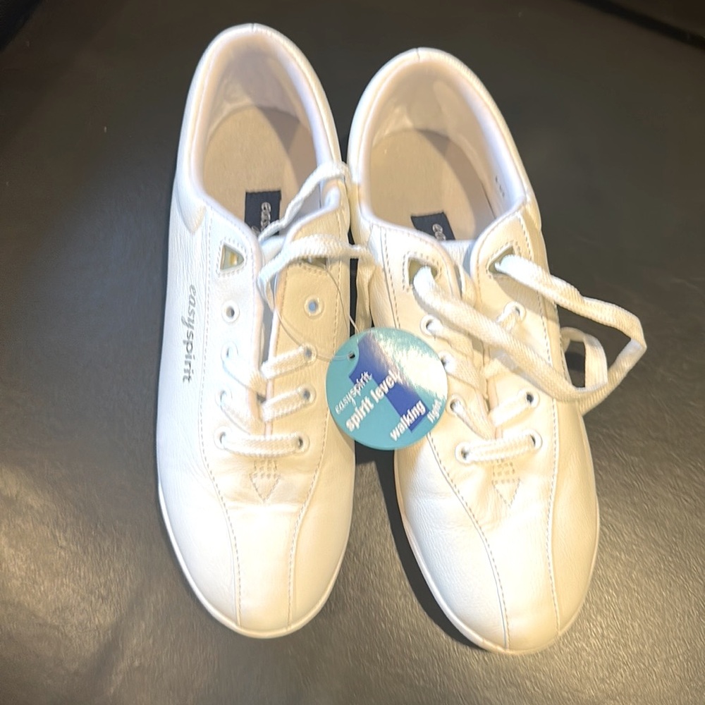 Easy Spirit Leather Walking Shoes NWOT